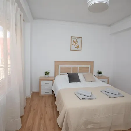 Lujoso En Valencia 3 Con Parking Apartment *